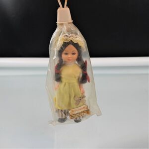 France Vintage 60s Dolls From Around the World